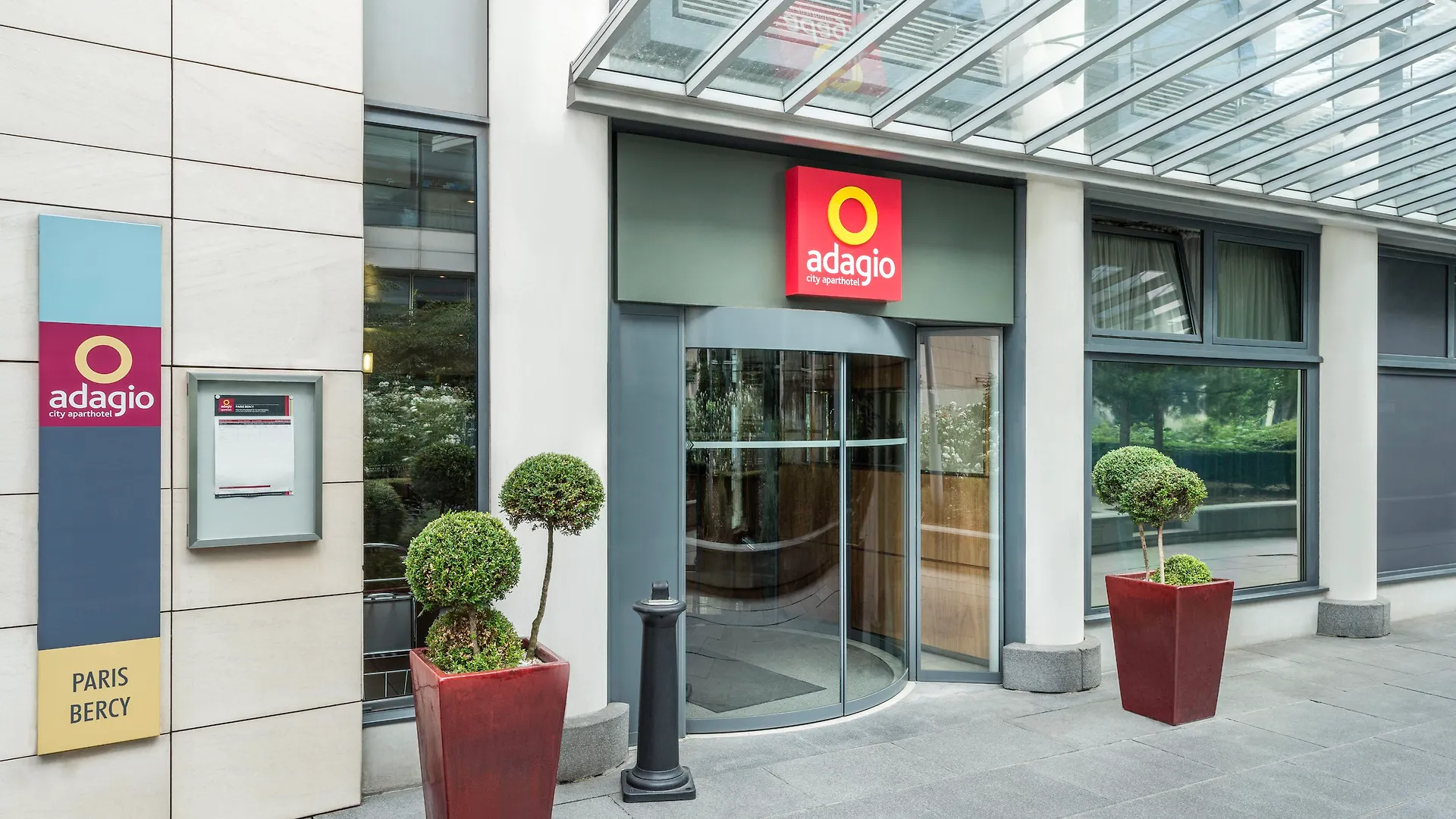 Aparthotel Adagio Paris Bercy Village